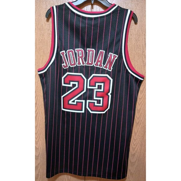 Michael Jordan (Mitchell & Ness)-(Bulls)-(Jersey)-(Black)-(Stripe)-(XL)-$100.00 - Picture 5 of 10